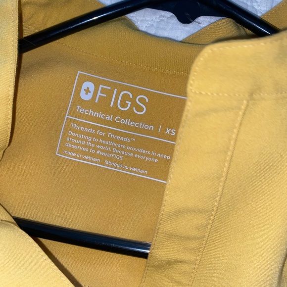 Figs XA ZAMORA & Rafaela Top - Picture 5 of 5